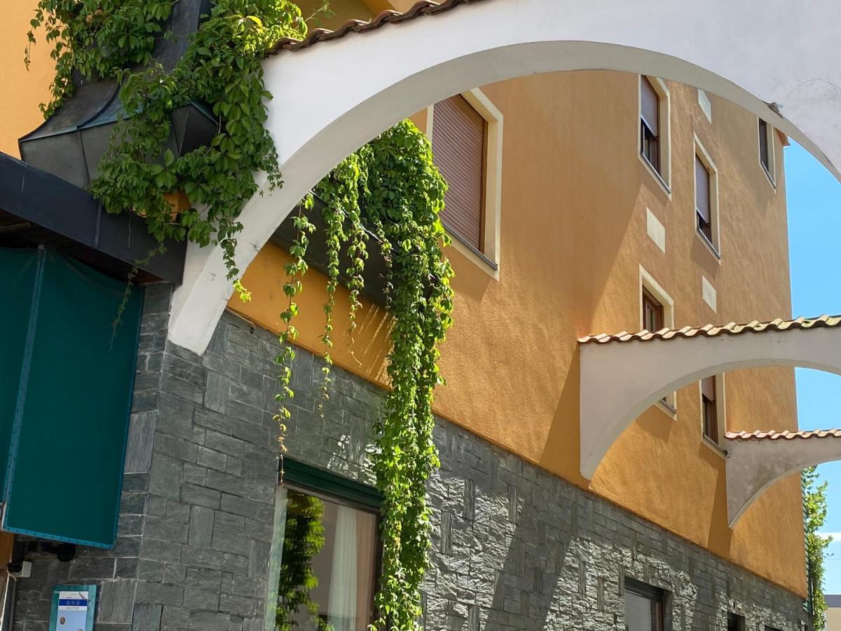 Hotel Zillners Einkehr *** Altheim Exterior photo